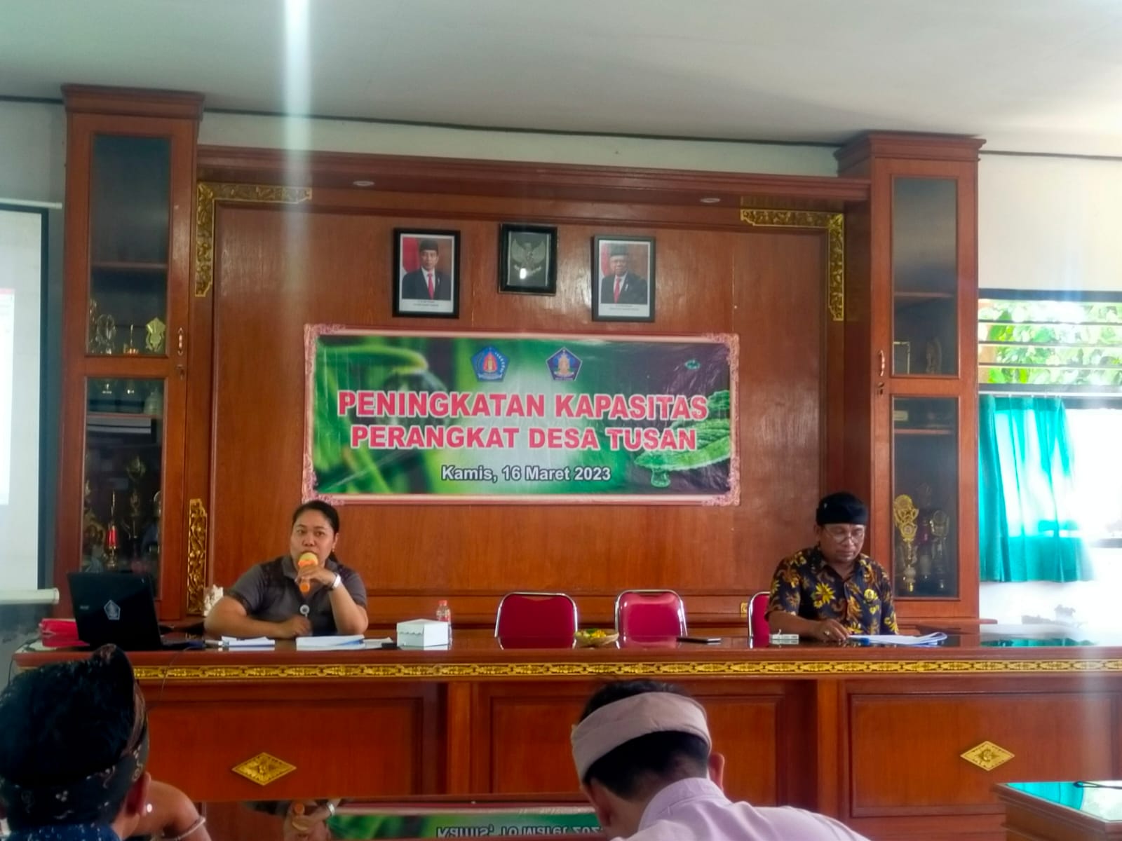 Peningkatan Kapasitas Perangkat Desa Bertempat Di Kantor Desa Tusan.