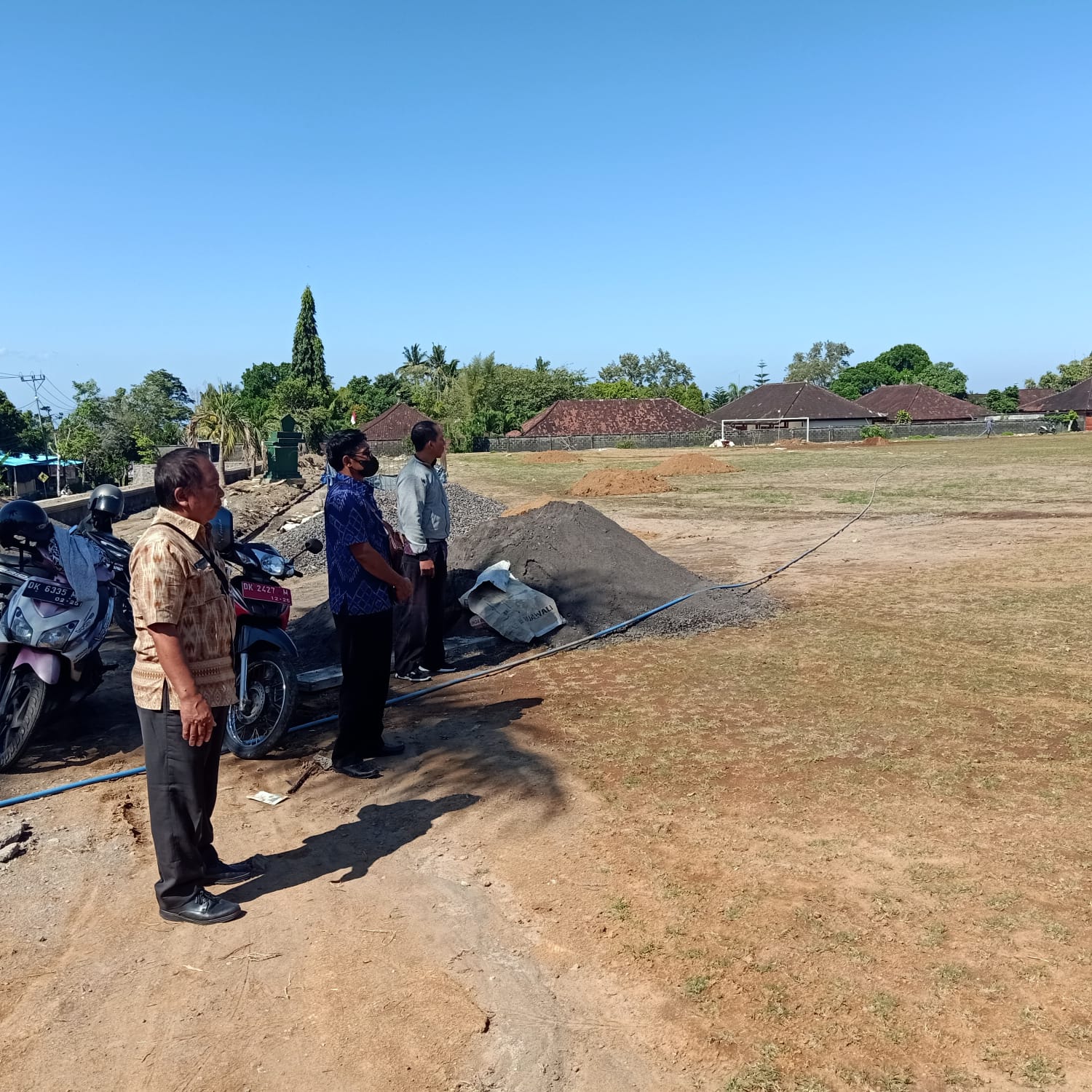 Monev Revitalisasi Lapangan Umum Pau ,desa Tihingan