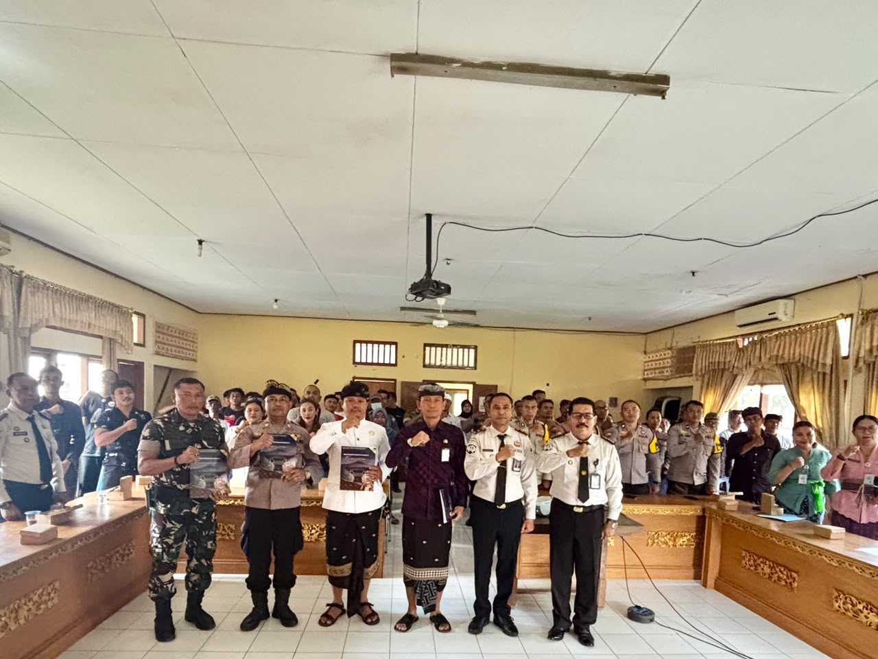 Sosialisasi Kelompok Layanan Bimbingan Integrasi (Kelayan Binter) Balai Pemasyarakatan Kelas II Karangasem di Kecamatan Banjarangkan.