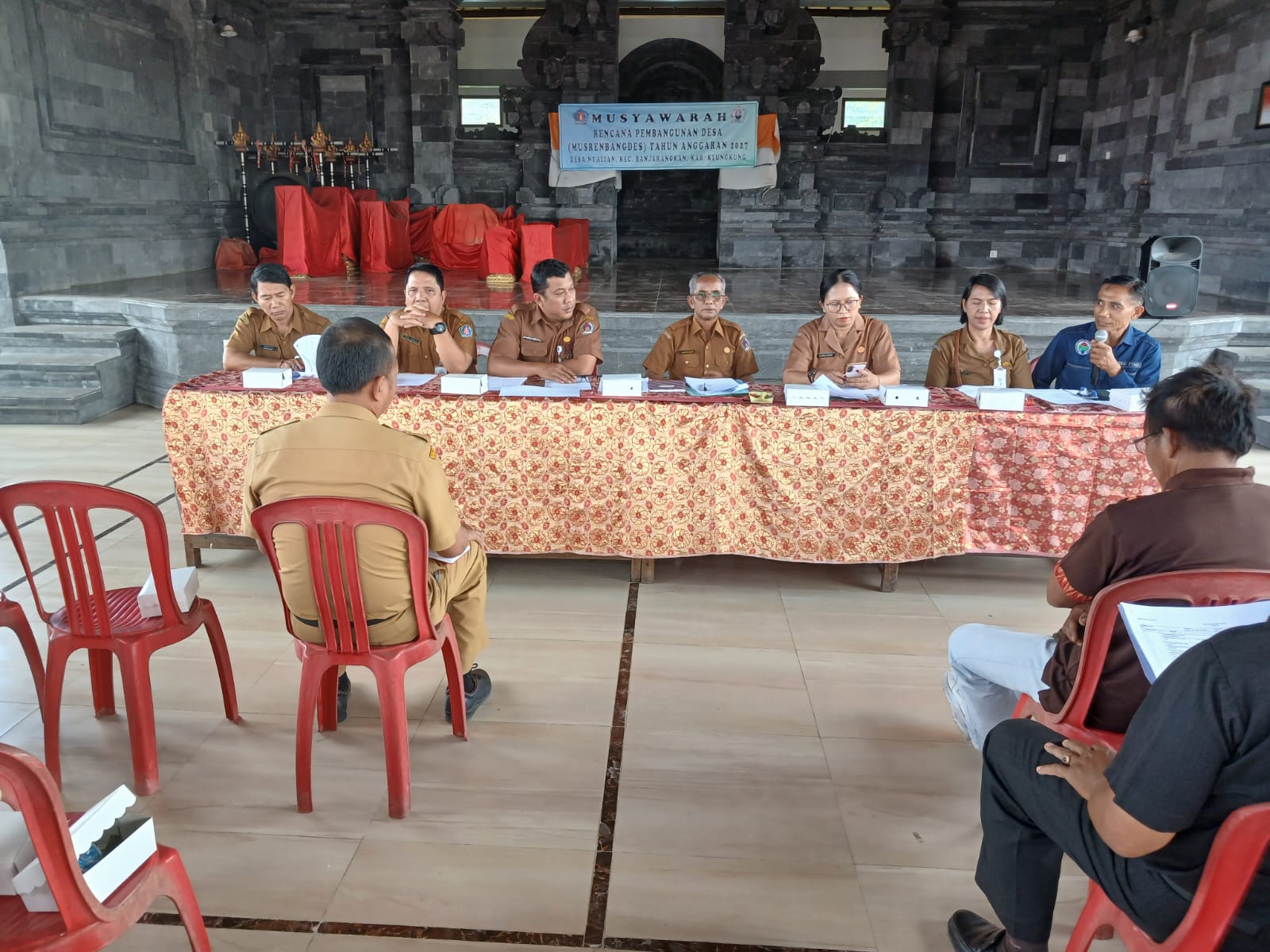 Senin 28 September 2026 Tim Kecamatan Banjarangkan Hadiri Musrenbangdes Desa Nyalian